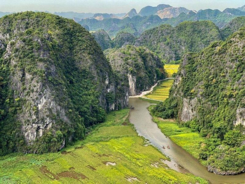 full-day-trip-visit-hoa-lu-tam-coc-mua-cave-from-hanoi