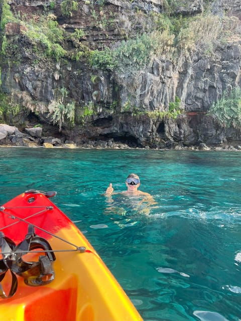 funchal-kayak-snorkeling-in-garajau-nature-reserve