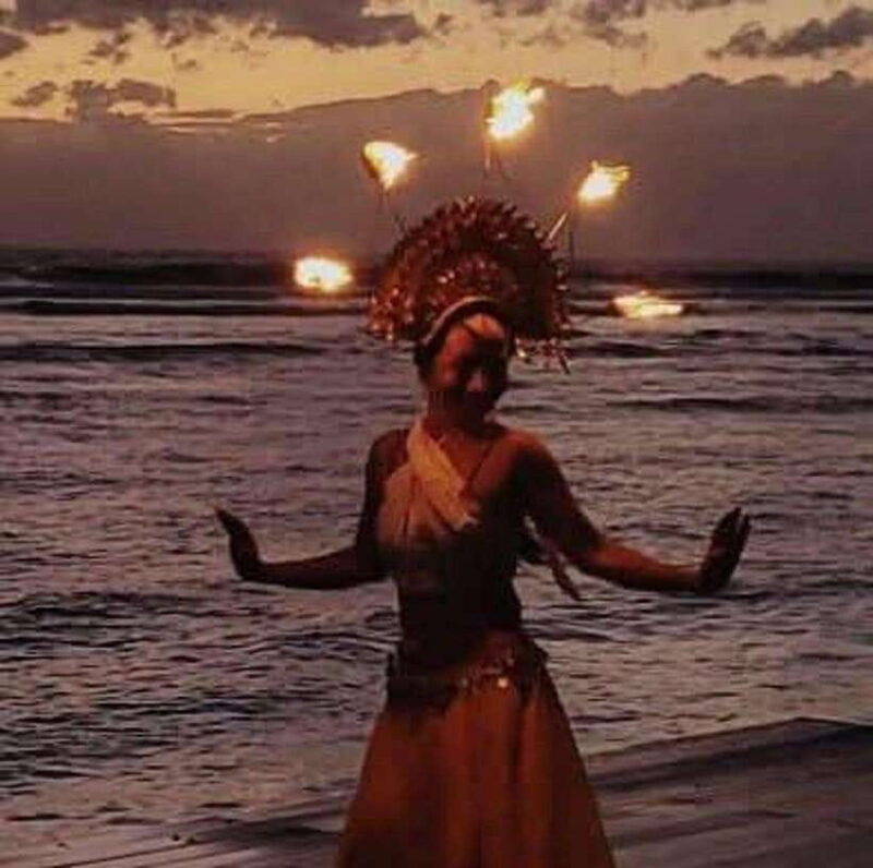 gili-trawangan-experience-the-gili-fireshow-with-cocktail