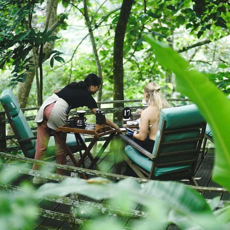 golden-sunrise-trek-hot-springs-escape-all-inclusive