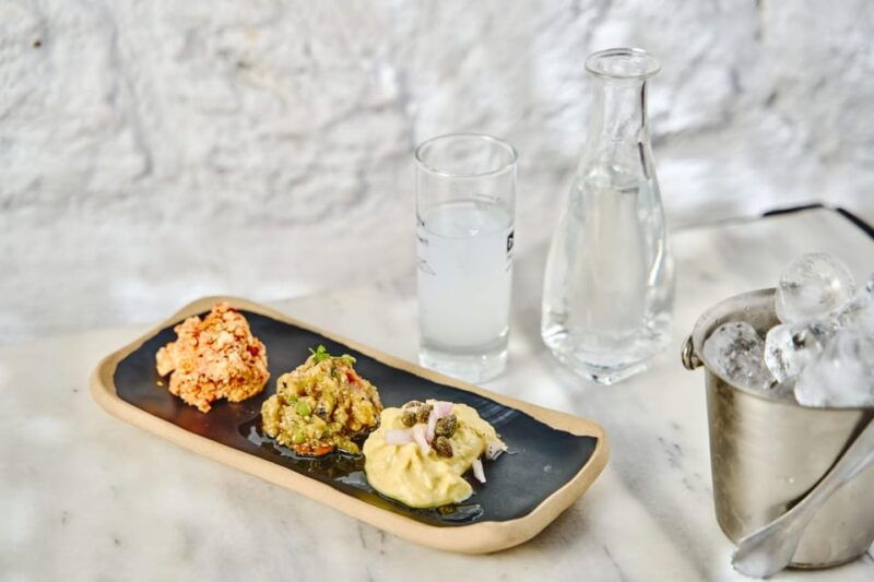 greek-cuisine-cooking-class-in-santorini-2