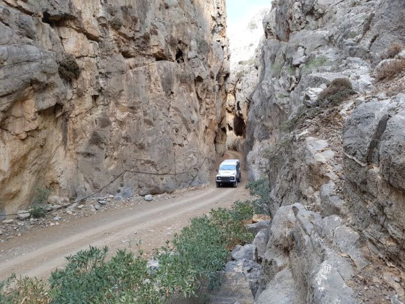 guided-safari-south-crete-tripitis-gorge