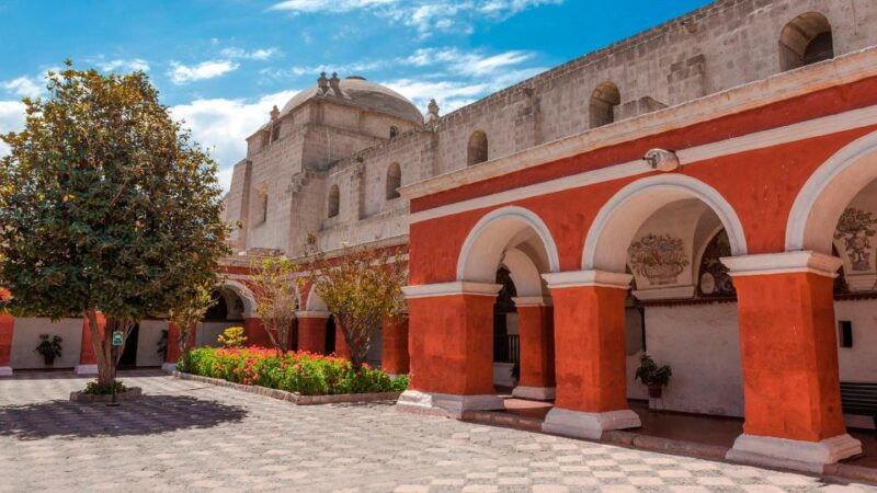 guided-tour-of-arequipa-and-the-santa-catalina-monastery-2