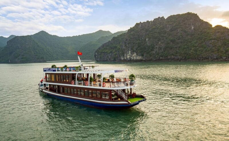 ha-noi-explore-ha-long-bay-1-day-with-deluxe-cruise