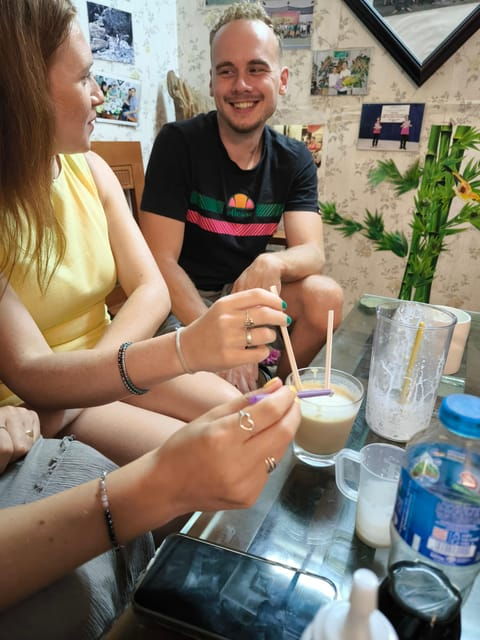 ha-noi-vietnamese-coffee-workshop-with-train-street-hanoi