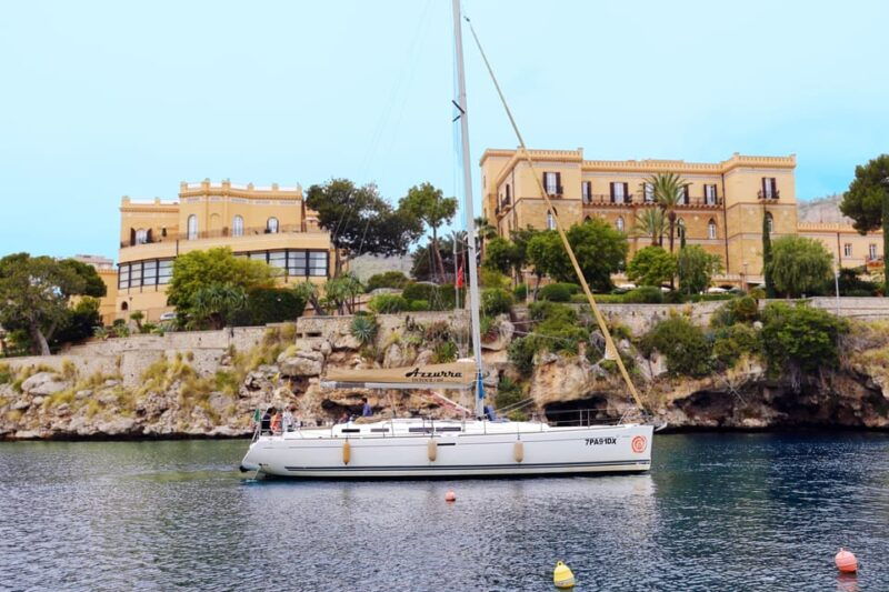 half-day-boat-tour-sail-palermo