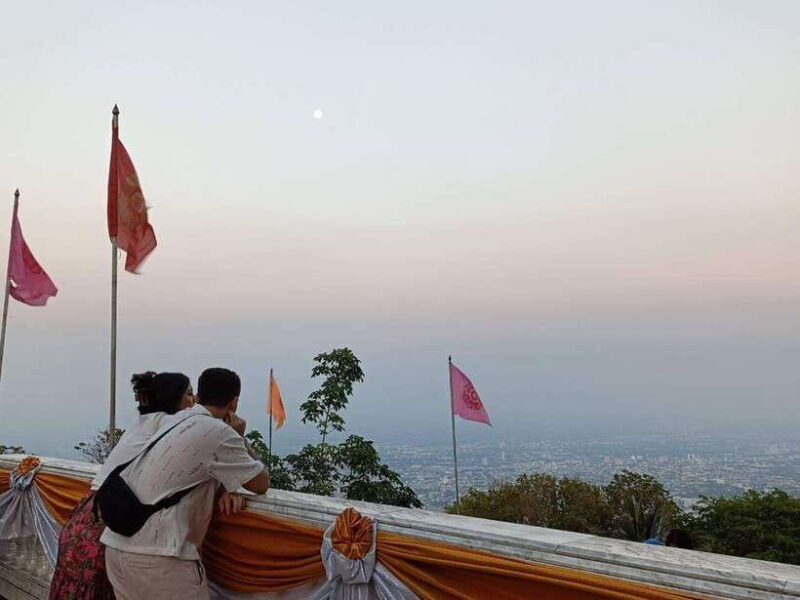 half-day-morning-wat-pha-lat-wat-phra-that-doi-suthep-tour