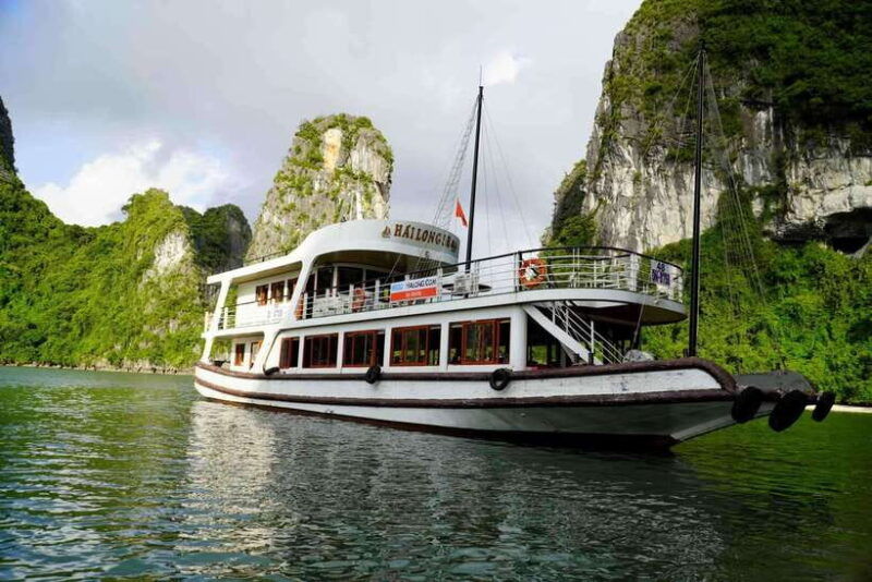 halong-bay-cruise-with-lunch