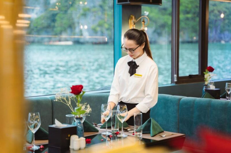 halong-bay-luxury-day-cruise-caves-kayak-buffet-lunch