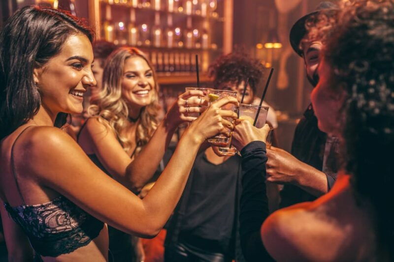 hamburg-2-nights-pubcrawl-party-through-the-reeperbahn