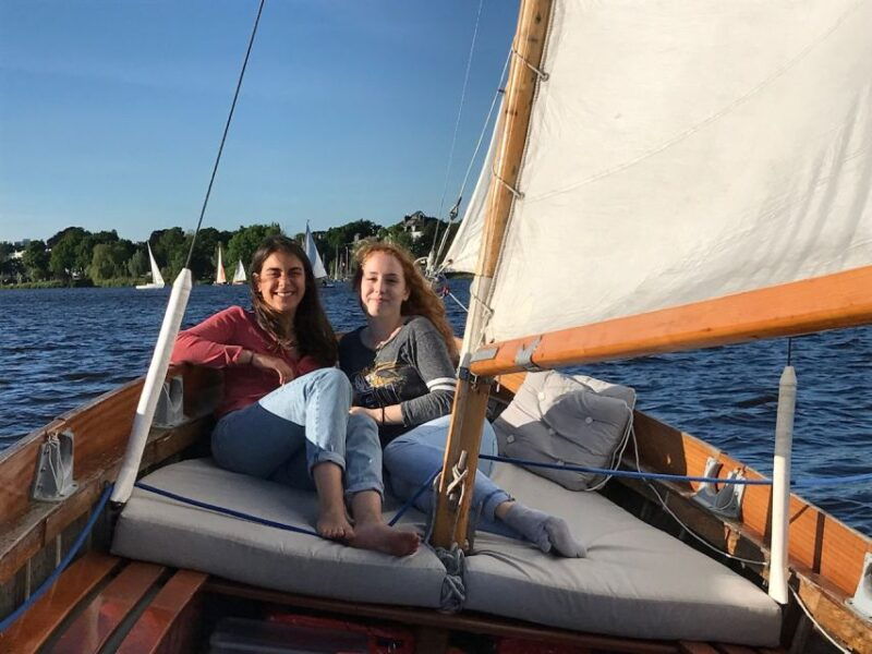 hamburg-alster-river-sailing-tour-on-a-2-masted-sailboat