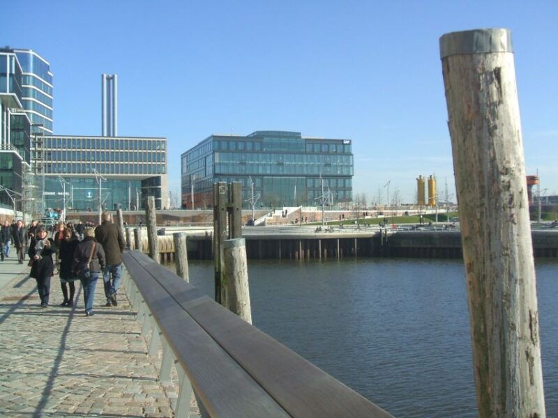 hamburg-bike-tour-of-the-speicherstadt-old-harbor
