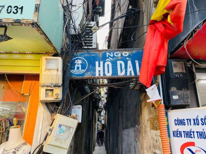 hanoi-cho-gioi-vietnam-war-history-walking-tour