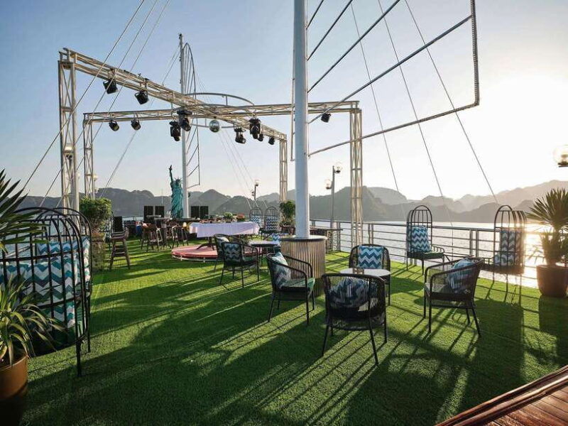 hanoi-ha-long-bay-premium-group-tour-with-luxury-cruise