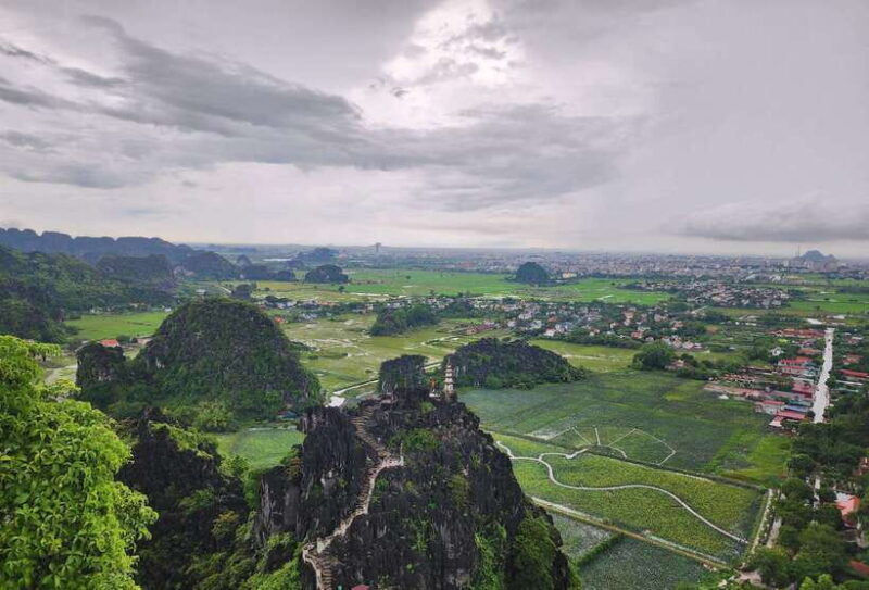 hanoi-hoa-lu-tam-coc-mua-cave-1-day-trip-by-limousine