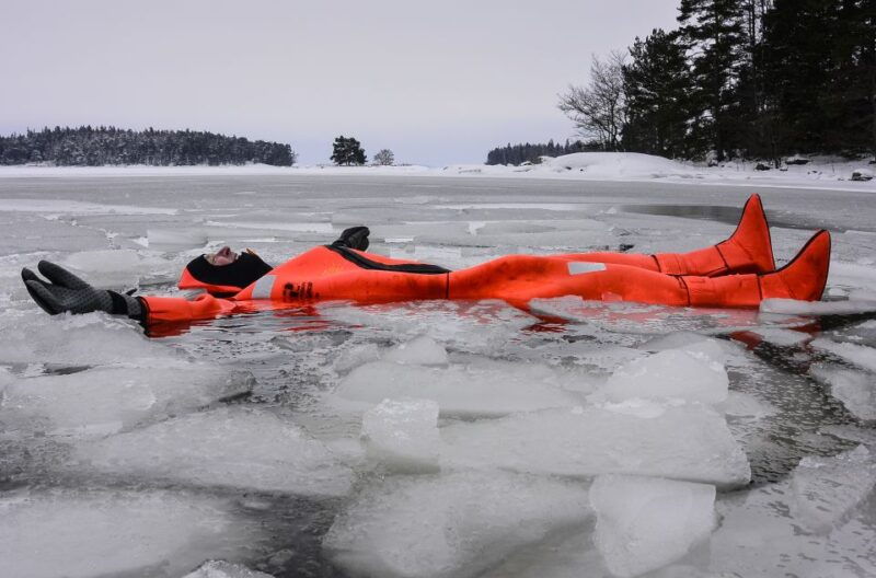 helsinki-arctic-hovercraft-experience-with-lunch