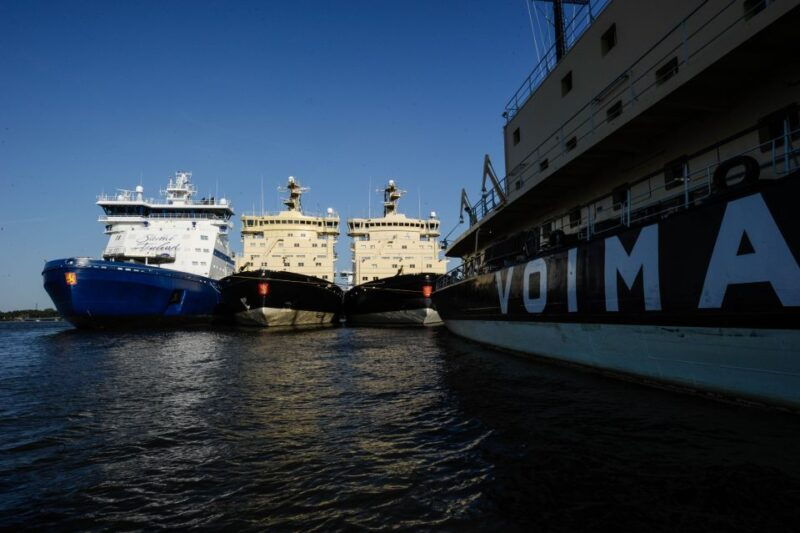 helsinki-city-and-outer-islands-guided-rib-boat-tour