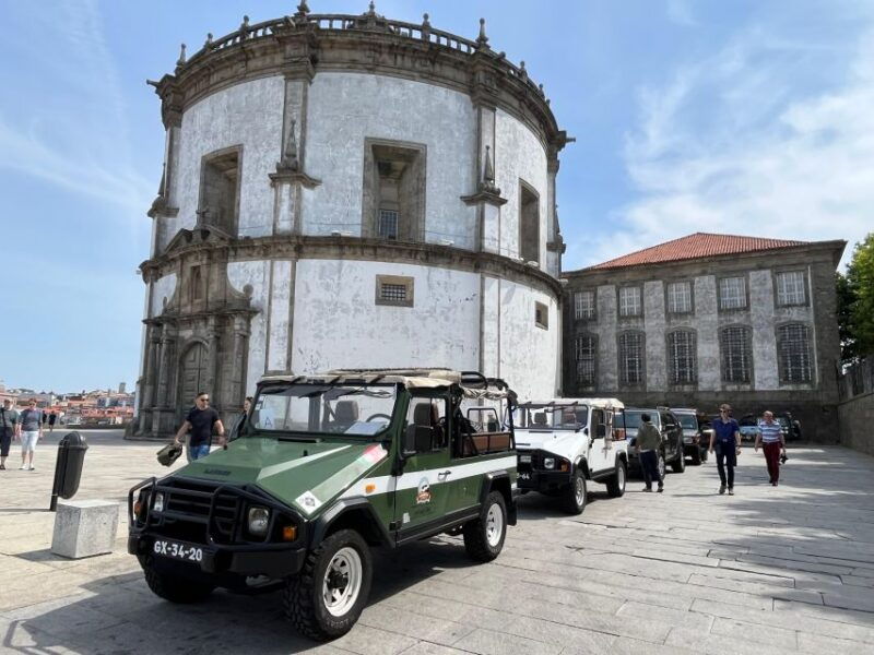 historic-adventure-convertible-umm-portugues-military-jeep