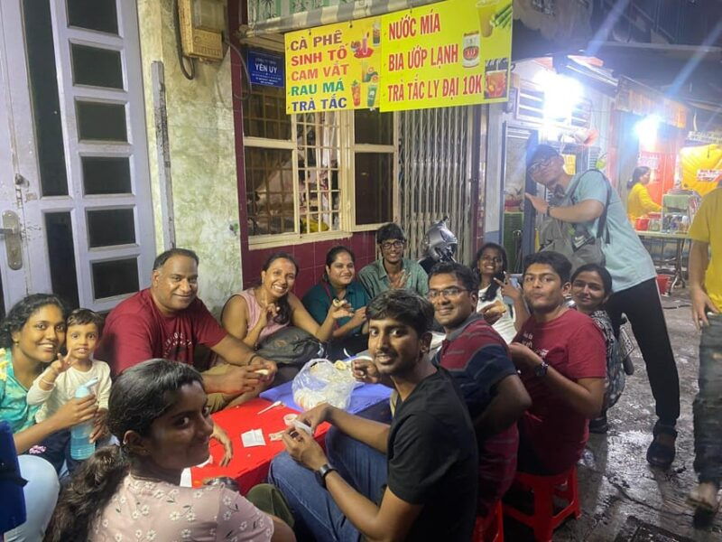 ho-chi-minh-private-food-motorbike-tour-with-local-student
