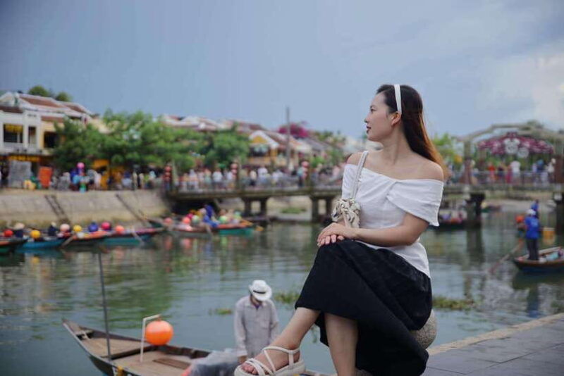hoi-an-city-sightseeing-tour-with-beautiful-female-guide
