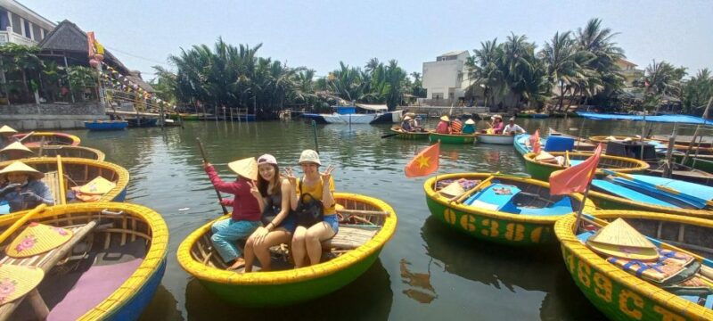 hoi-an-coconut-basket-boat-with-enjoy-coconut-e-ticket
