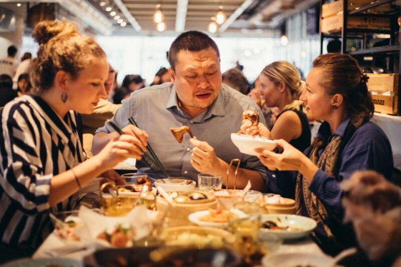 hong-kong-private-food-tour-with-10-tastings