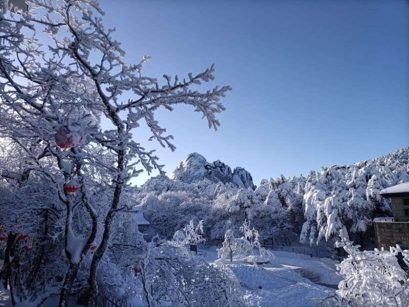 huangshan-mountain-top-day-trip-with-cable-car-and-pickup