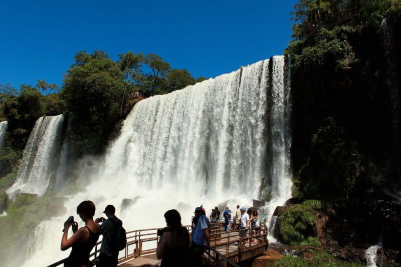 iguazu-falls-brazil-argentina-3-day-in-out-transfers
