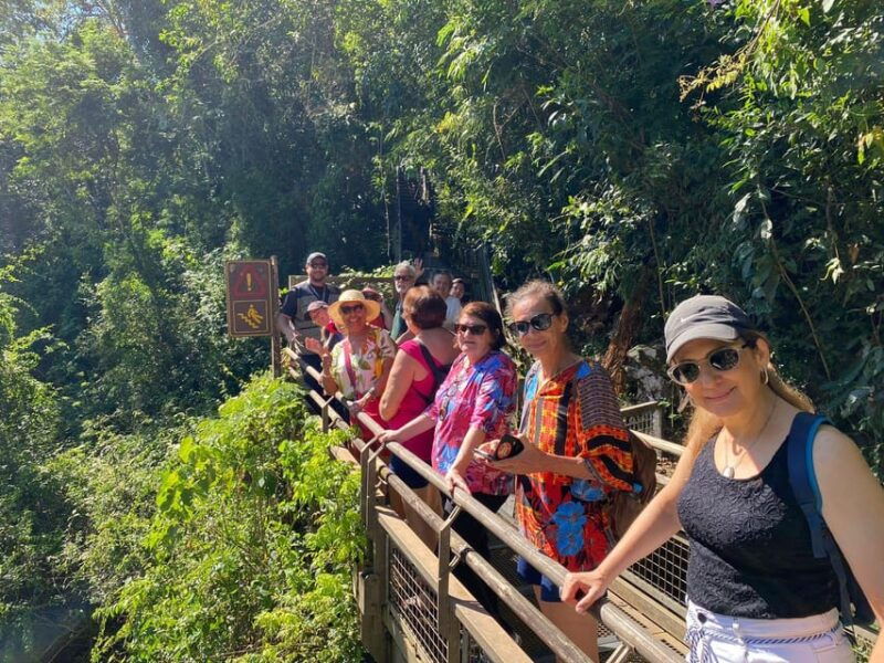 iguazu-falls-guidedtour-explore-brazil-argentina-in-1-day