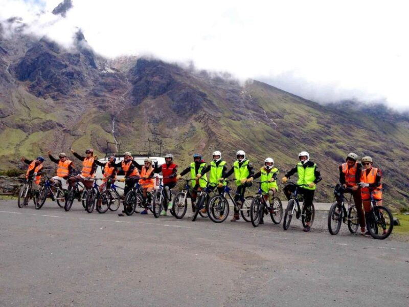 inca-jungle-trek-to-machu-picchu-3-days-bikes-and-zipline