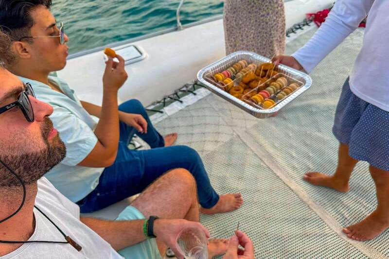 isla-mujeres-catamaran-ride-with-open-bar-snorkel-and-lunch