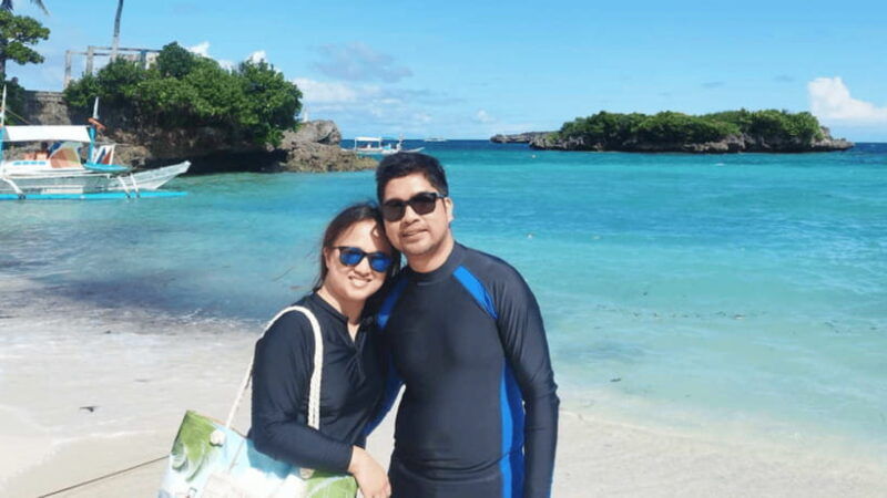island-hopping-with-parasailing-and-crystal-kayak