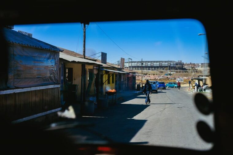 johannesburg-soweto-tour-by-tuk-tuk