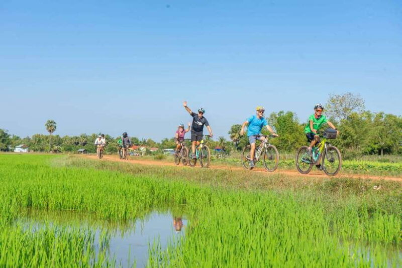 kampong-phluk-floating-village-bike-tour-and-sunset-cruise