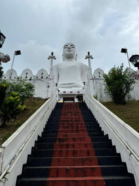 kandy-private-guided-tour-with-local-highlights-by-tuk-tuk