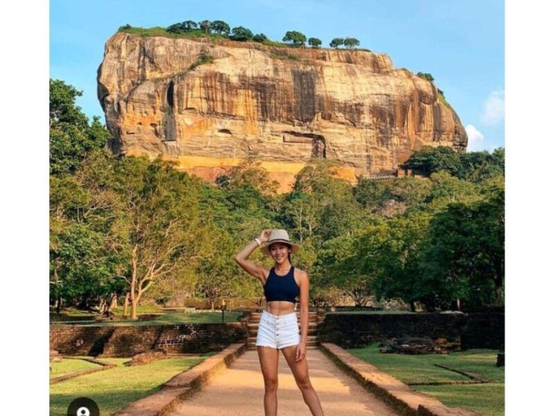 kandy-to-sigiriya-day-tours-tuk-tuk-by-local