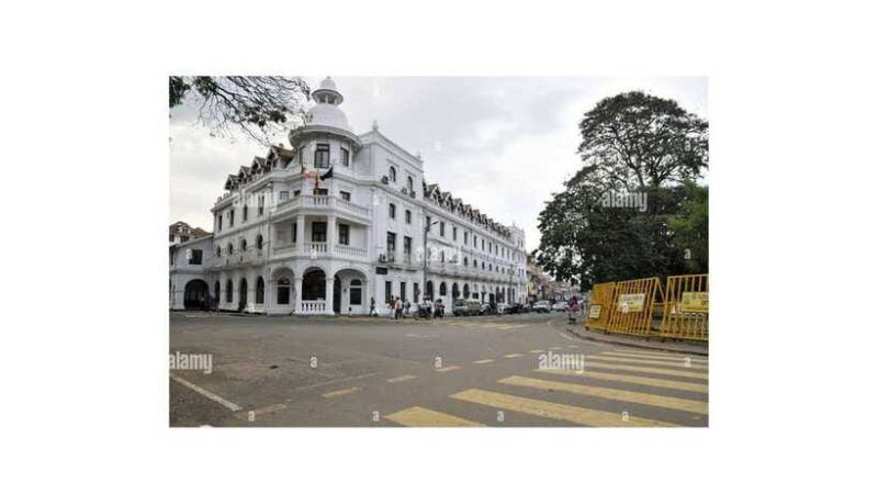 kandy-tour-by-tuk-tuk-local-guide
