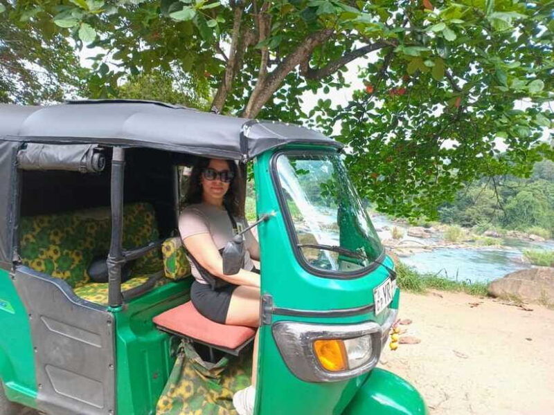 kandy-tuk-tuk-city-tour-with-hotel-pickup-drop-off