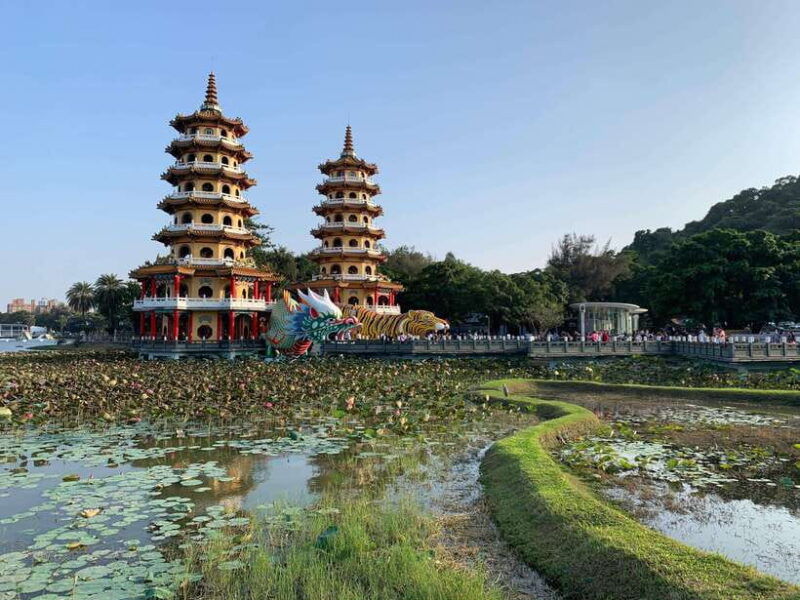 kaohsiung-highlights-cultural-private-day-tour