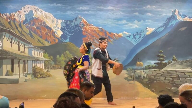 kathmandu-nepalese-cuisine-dinner-with-traditional-dance