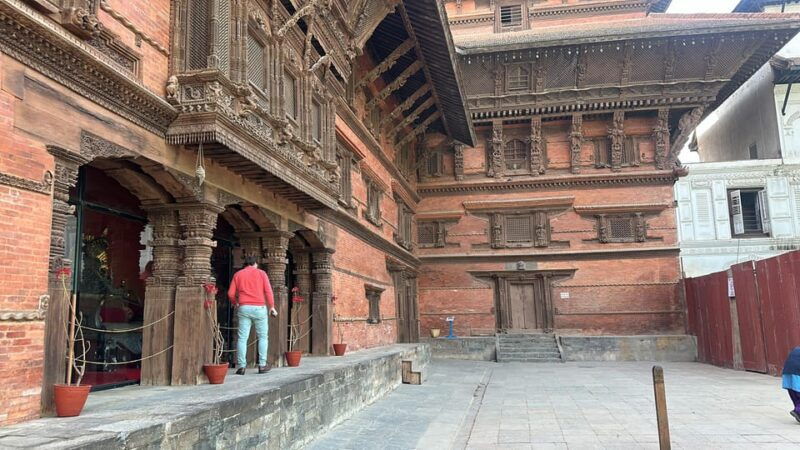 kathmandu-walk-thamel-basantapur-ason-shop-and-explore