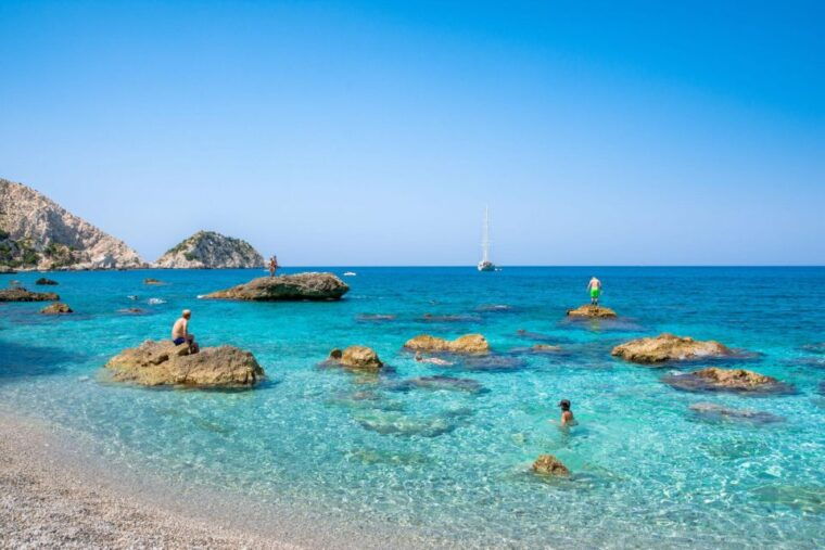 kefalonia-private-sailboat-cruise-from-argostoli