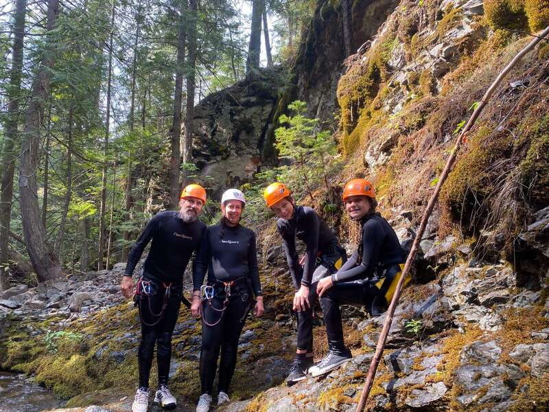kelowna-okanagan-canyoning-tour