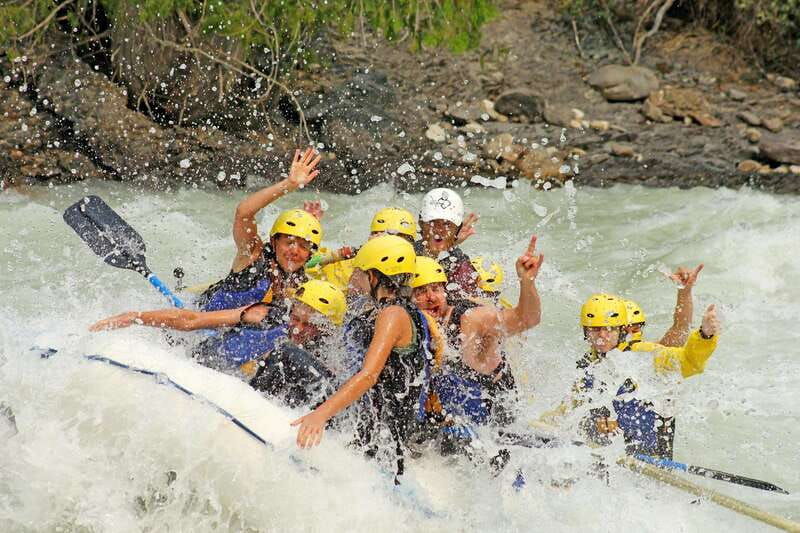 kicking-horse-river-whitewater-rafting-half-day-trip