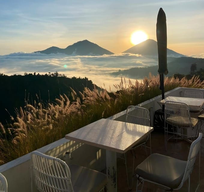 kintamani-aesthetic-cafe-sunrise-experience-with-breakfast