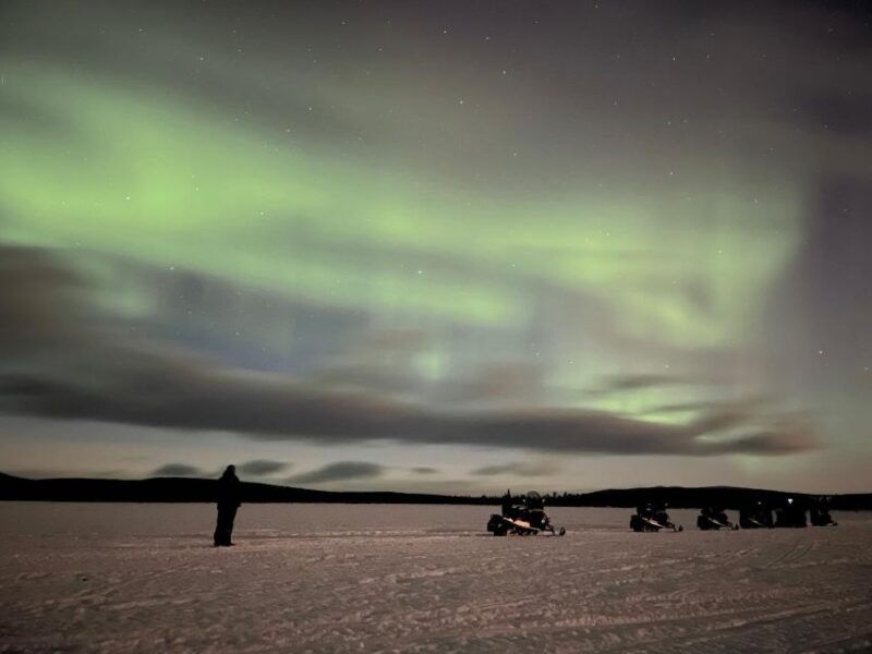 kiruna-guided-snowmobile-tour-and-northern-lights-hunt