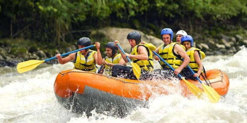 kitulgala-whitewater-rafting-with-lunch-from-colombo