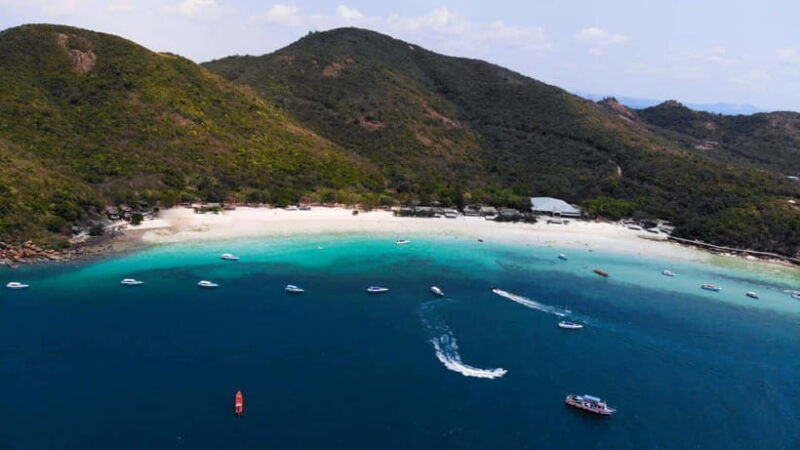 ko-larn-island-vip-private-day-trip-with-water-activities