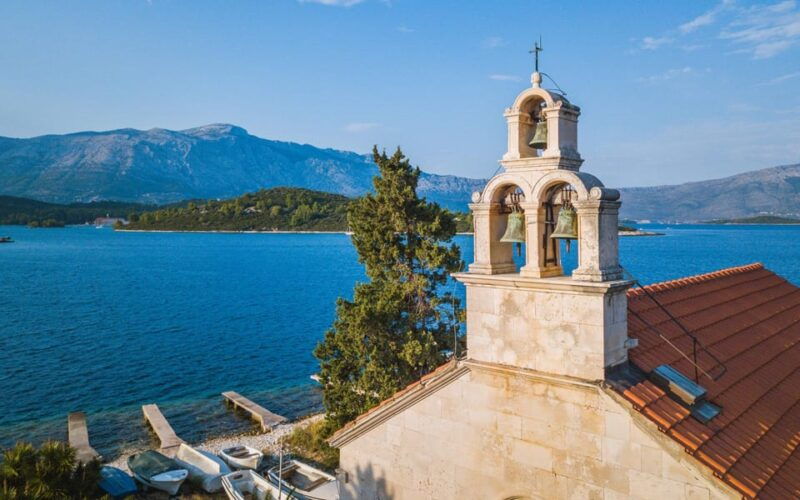 korcula-lux-islands-picnic-boat-tour
