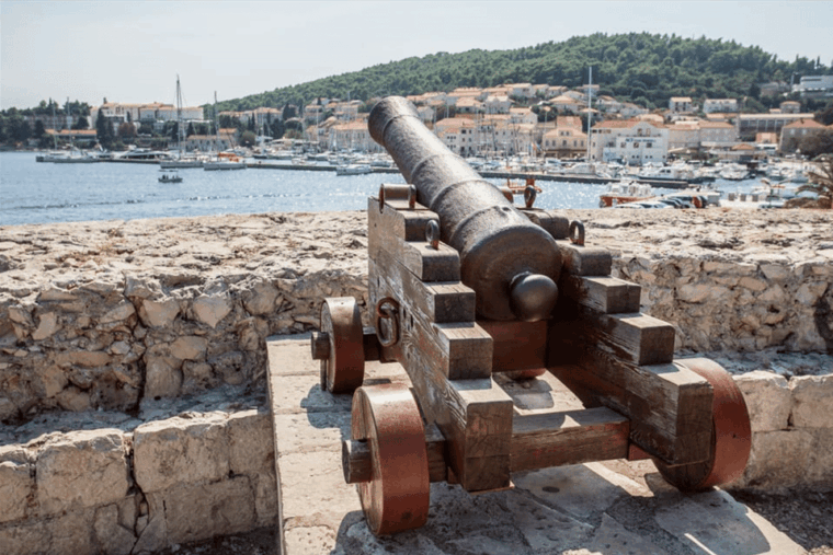 korcula-peljesac-badija-3-island-speedboat-tour-w-lunch